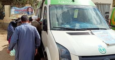 صور.. الكشف على 696 حالة بقافلة طبية مجانية بمركز سمالوط فى المنيا
