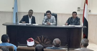 رئيس مدينة البياضة يناقش مشاكل المواطنين خلال فعليات لقاء اليوم المفتوح