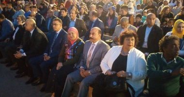 وزيرة الثقافة تشهد الاحتفال بليلة "تعامد الشمس" أمام معبد أبوسمبل..صور