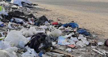 سيبها علينا.. شكوى من انتشار القمامة بحى النزهة فى مصر الجديدة