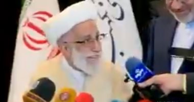 أمين صيانة الدستور الإيرانى ساخرا من العقوبات الأمريكية: كيف سأقضى الكريسماس؟