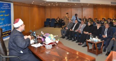 وزير الأوقاف في ندوة بشرطة السياحة: حماية السائح وتأمينه واجب شرعى.. صور