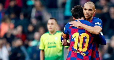 بعد صفقة برشلونة.. فيفا يطالب إسبانيا بإلغاء القيد بعد فترة الانتقالات