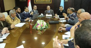 محافظ كفر الشيخ لأعضاء مجلس النواب: لجان مستقلة لاستلام الطرق