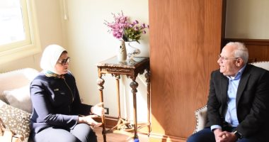 محافظ بورسعيد يستقبل وزيرة الصحة لمتابعة منظومة التأمين الصحى الشامل.. صور