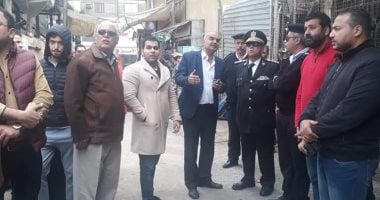 صور.. محافظة الجيزة تزيل إشغالات كوبرى مزلقان ناهيا بالدقى وبولاق