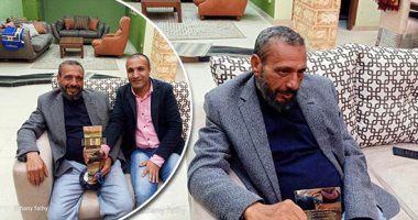 طبيب الغلابة يفتح قلبه لـ"اليوم السابع": أتاجر مع الله.. وحزين لكشف ما أقدمه للناس طيلة 30 عاما.. مجاهد مصطفى: لم أتقدم لمسابقة "صناع الأمل" وفوجئت بفريق المؤتمر أمام منزلي.. قلت لمجدي يعقوب: فخور بجلوسى بجانبك