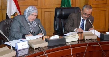 تعرف على خطة محافظة الإسماعيلية لتدريب وتأهيل موظفى المحليات (صور)
