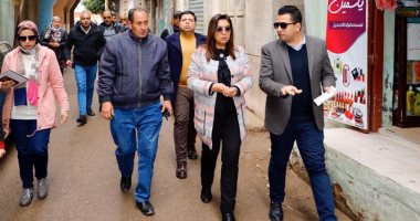 محافظ دمياط : حل أزمة توصيل خدمات الصرف الصحى فى طبل والرطمة قريبا