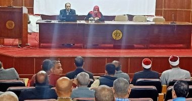 الرقابة الإدارية وإعلام الغردقة تنظمان ندوة عن نشر قيم النزاهة والشفافية.. صور