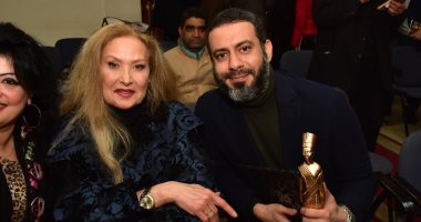 صور.. الفيل الأزرق يحصد 6 جوائز فى مسابقة السينما المصرية وتكريم رغدة ومحمد فراج