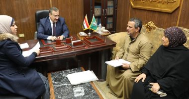 صور.. أزمة الصرف الصحى بـ"فيشا" تدفع محافظ المنوفية لتكليف نائبه لزيارة القرية