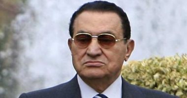 وائل الإبراشي يَعرض تقريراً عن المناصب التى تقلدها الرئيس الراحل مبارك