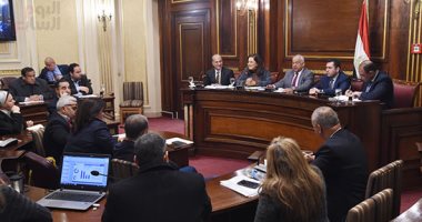 نائب بـ"صناعة البرلمان" يطالب بفتح ملف مصانع بير السلم   