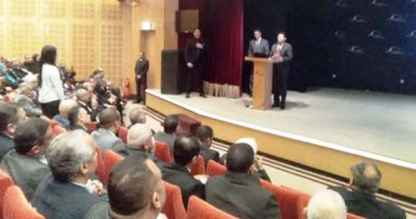 وزير الشباب والرياضة معلقا على أزمة مباراة القمة: لا يجب الخلط بين الأدوار