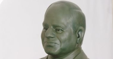 محمد ثابت يستعيد ذكرياته مع تصميم تمثال الرئيس عبد الفتاح السيسى