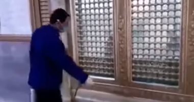 إيران تعلق صلاة الجمعة بمناطق انتشار كورونا وقيود على الحركة بمواقع دينية فى قم