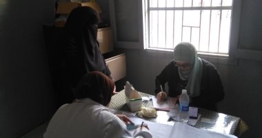 جامعة المنيا: توقيع الكشف على 232 حالة بالقافلة الطبية المجانية بالمحافظة ..صور