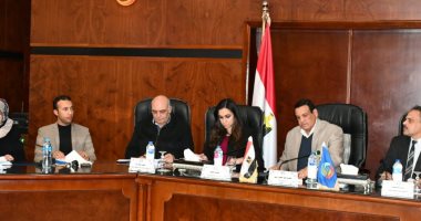 محافظ البحيرة يمنح المستثمرين المتعثرين بالمناطق الصناعية 6 شهور لتوفيق أوضاعهم