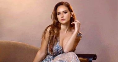 تفاصيل إصابة نيللى كريم فى قدمها بسبب حادث أثناء تصوير 100 وش 