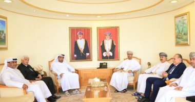 وزير الرياضة العماني يبحث التعاون مع الاتحاد العربي للرياضة الجامعية 