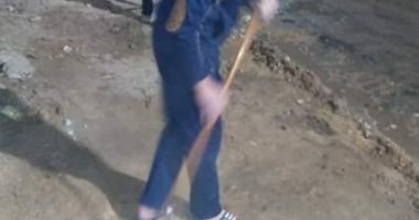  صور.. مياه الصرف الصحى تغرق منطقة الحى البحرى فى الغربية.. ورئيس المدينة يرد 