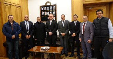 الغرف التجارية تبحث مع سفير نيوزيلندا سبل زيادة التبادل التجارى 