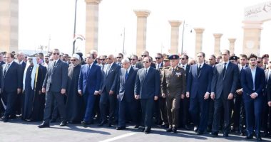 "أبو العينين" عن تقدم السيسي جنازة مبارك: سيذكر التاريخ مواقف الرئيس النبيلة وتعظيمه قيمة الانتماء للقوات المسلحة