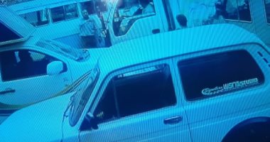 صور وابعت.. قارئ يرصد موقف عشوائى بشارع عبد الحميد الديب بالخلفاوي شبرا مصر 