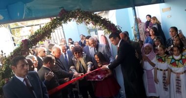 فيديو.. وزيرة الثقافة تفتتح معرض الكتاب فى أولى فاعليات مهرجان دندرة الثقافى