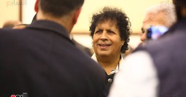 محافظ البنك المركزى وسرور وعز وقذاف الدم يشاركون فى عزاء مبارك
