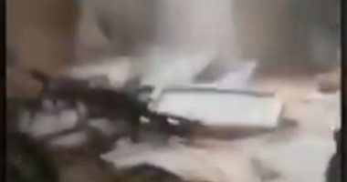 فيديو.. انتشال جثث جنود أتراك قتلوا فى قصف للطيران السورى والروسى بإدلب