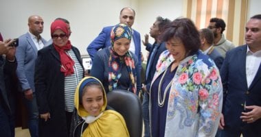 وزيرة الثقافة تفتتح قصر ثفافة حاجر العديسات بمدينة الطود شرق الأقصر.. صور