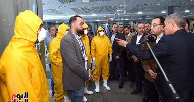 رئيس الوزراء ردا على الصحة الفرنسية: الفوج السياحى غادر مصر ونفحص جميع العاملين 