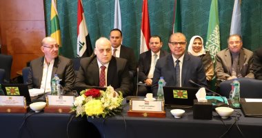 "العمل العربى": دعم الصندوق الفلسطينى ماليا وعينيا ومؤتمر للمانحين لدعمه