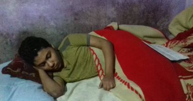 صور.. الطفل محمد يحتاج زراعة خلايا جذعية خارج مصر وتسديد 30ألف جنيه ديون علاج