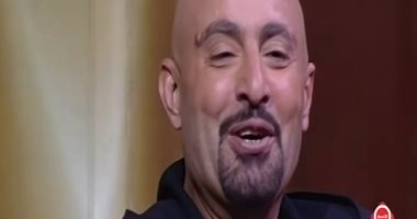 السقا: بحب أغنية بنت الجيران.. وشاكوش لو طلب منى أكتبله أغانى هكتبله.. فيديو 