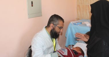 مدير مستشفى الواحات البحرية: قوافل الأزهر الطبية الأفضل تنظيما وكفاءة