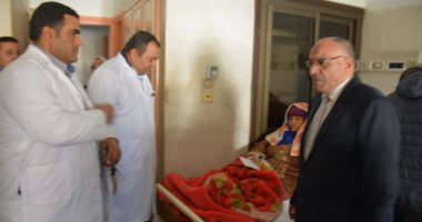 وكيل "تضامن الدقهلية" يزور مصابى حادث بنى عبيد بعد وفاة 3 سيدات