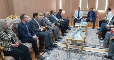 تدريب معلمى اللاجئين والمهاجرين بجامعة أسوان
