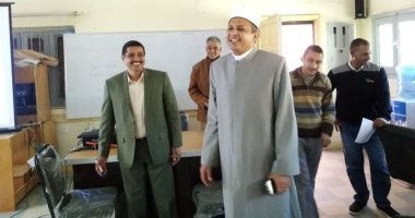 صور.. رئيس منطقة الأقصر الأزهرية يتفقد دورة تدريبية لتنمية مهارات الأخصائيين