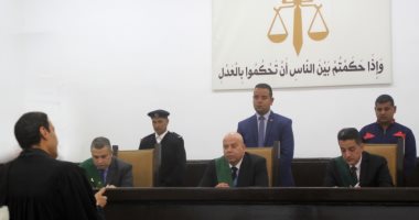 جنايات الفيوم تحيل 4 متهمين للمفتى لقتلهما زوجين بمسكنها بغرض السرقة