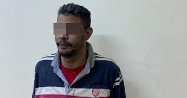 جبروت زوج الأم.. ملاك ذهبت لربها على يد زوج والدتها بالخانكة.. المتهم دائم التعدى عليها لتبولها اللاإرادى.. ويعترف: "مبطقش ريحتها".. والدة الضحية: تزوجته منذ 4 أشهر وقتلها في غيابى.. والنيابة تحبس المتهم