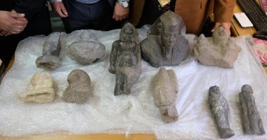 الجمارك تضبط 16 طرد يحتوى على مجموعة من القطع الأثرية قبل تهريبها للخارج