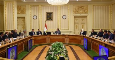 الحكومة تعلن ‬حزمة تيسيرات جديدة للحصول على التأشيرة تطبق يونيو المقبل ..إتاحة الحصول على التأشيرة الاضطرارية فى الموانى واستحداث تأشيرة جديدة صلاحيتها 5 سنوات المجلس يناقش مبادرة صيف فى الصعيد ومتحف الحضارة 
