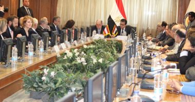رئيس البرلمان النمساوى يشيد بانخفاض معدلات البطالة فى مصر