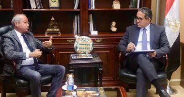 السياحة والآثار: افتتاح أول مطعم بهضبة الأهرامات خلال مارس الجارى