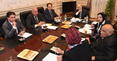 "ثقافة البرلمان" تدعو رئيس الوزراء لاجتماع حول دراسة منظومة الإعلام
