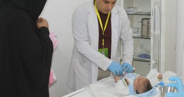 قافلة طبية للأزهر توقع 1383 كشفًا وتجرى 40 عملية مجانية لأهالى الواحات