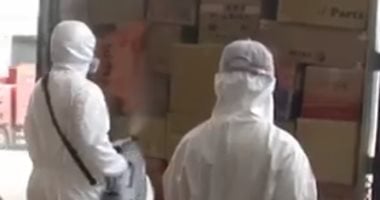 مكاتب البريد فى تايلاند تطهر الطرود الخارجية عند وصولها خوفا من كورونا.. فيديو